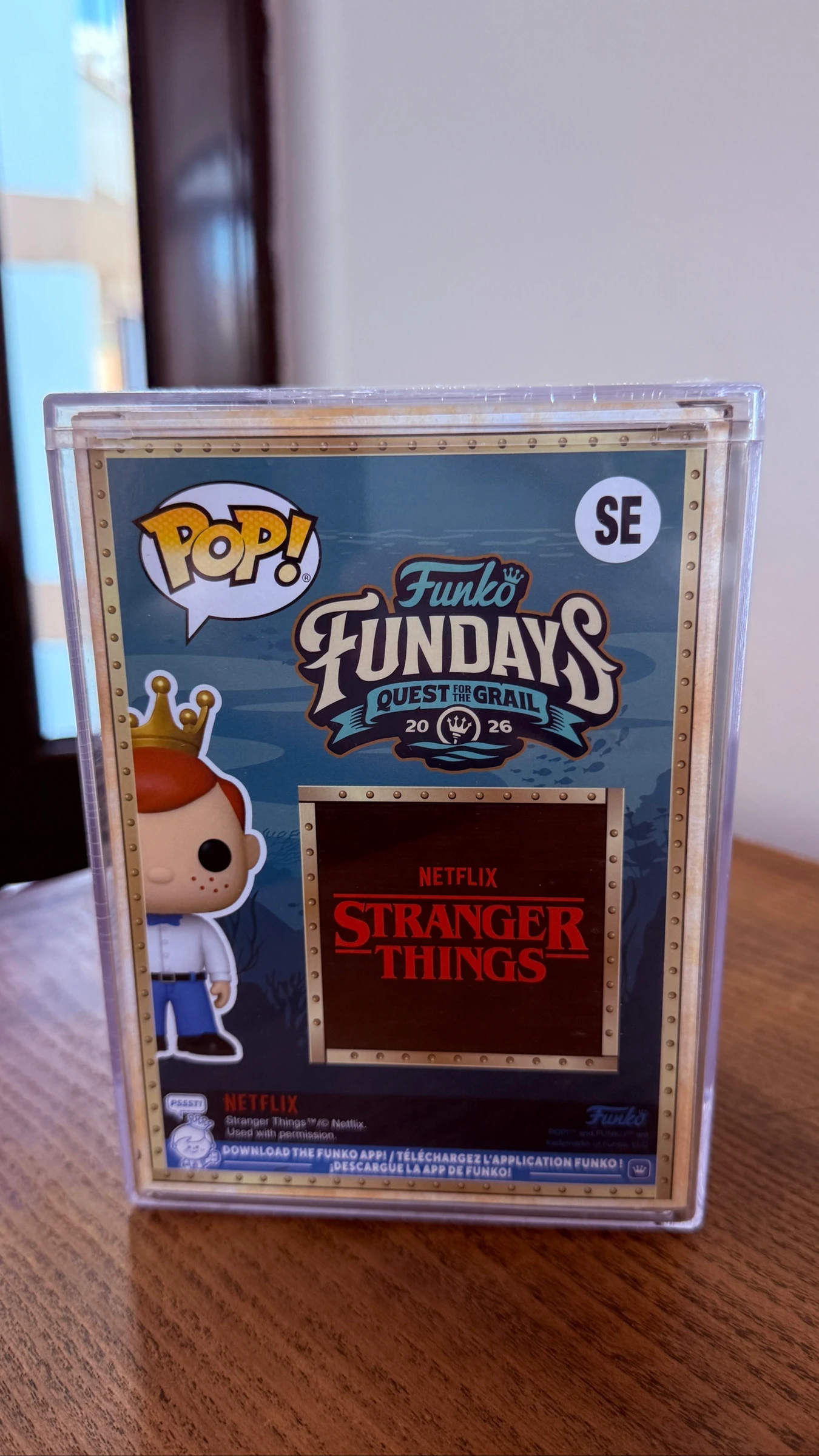 Funko pop Freddy Funko As Dustin With Sheild – photo 3